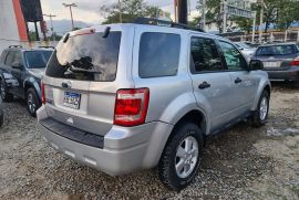 FORD ESCAPE XLT 4WD 2012