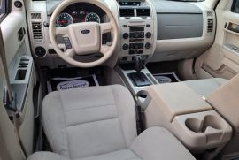 FORD ESCAPE  4WD XLT 2010